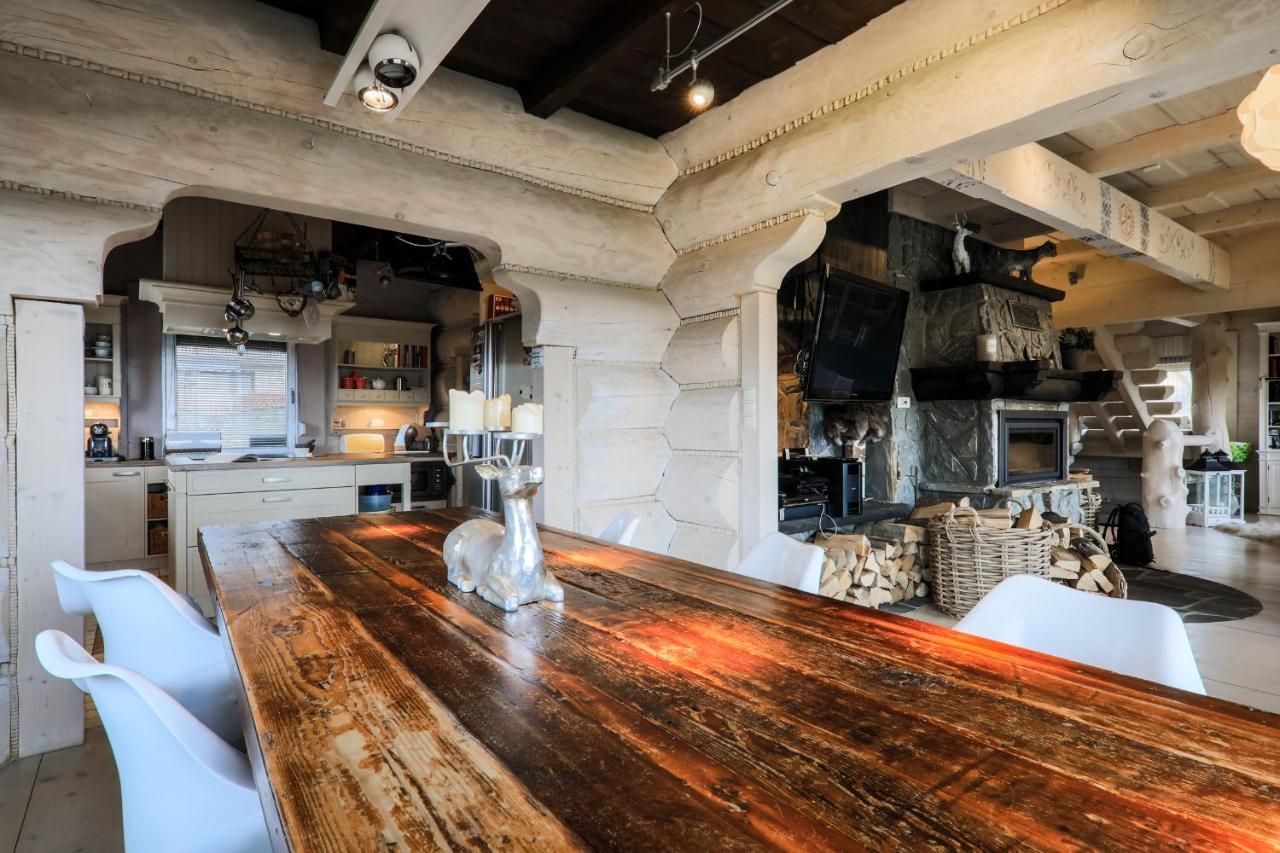 Kwiat Sniegu Deluxe Kolo Gubalowki Nowe Bystre Extérieur photo